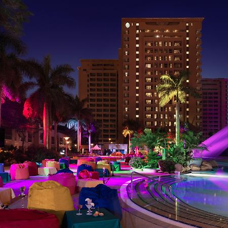 인터콘티넨탈 카이로 시티스타스 외부 사진 The pool at the Hard Rock Hotel