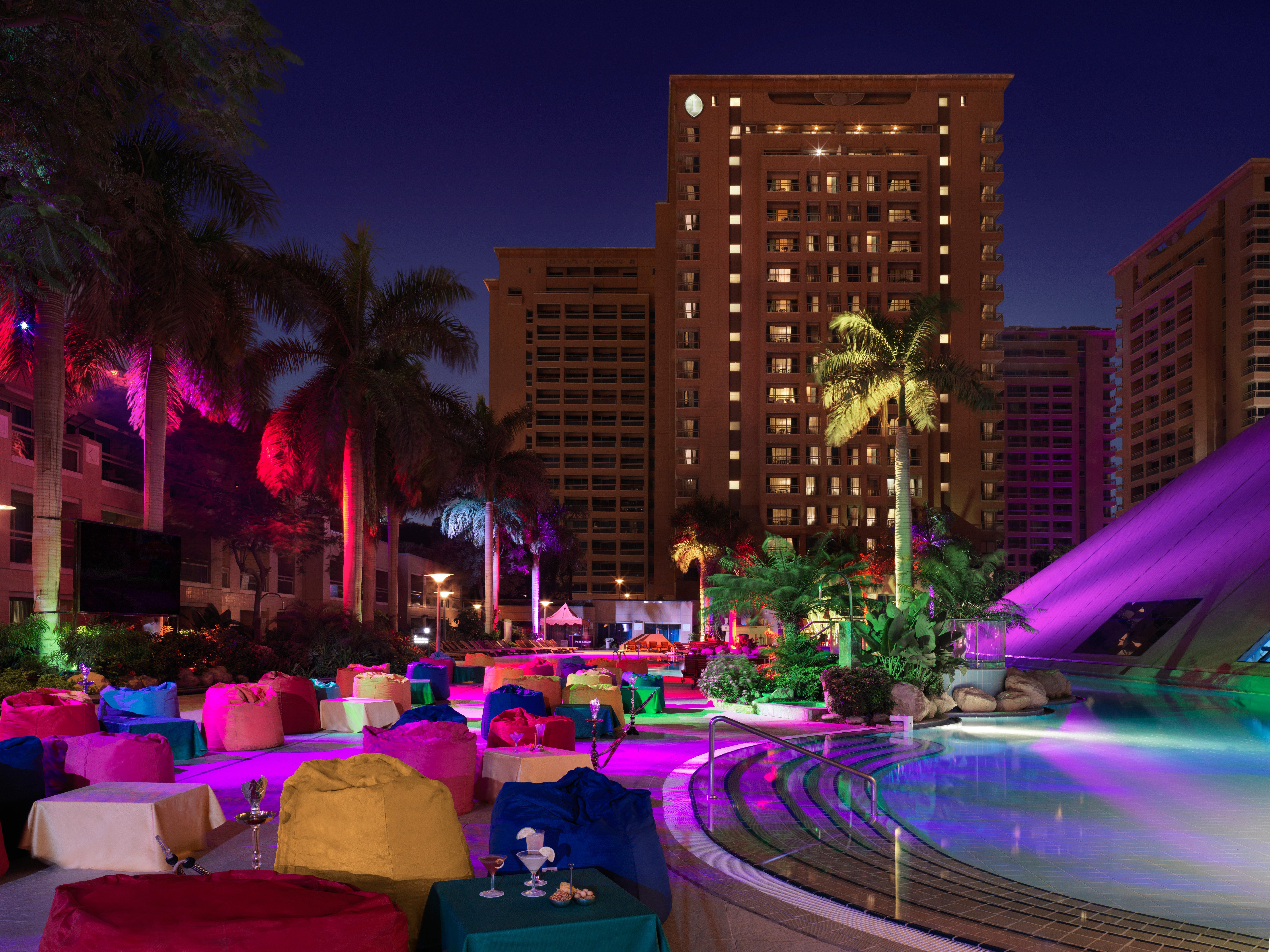 인터콘티넨탈 카이로 시티스타스 외부 사진 The pool at the Hard Rock Hotel